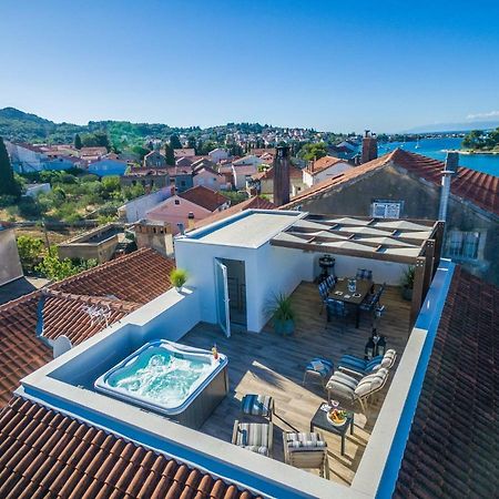 Good Life Apartman Preko Kültér fotó