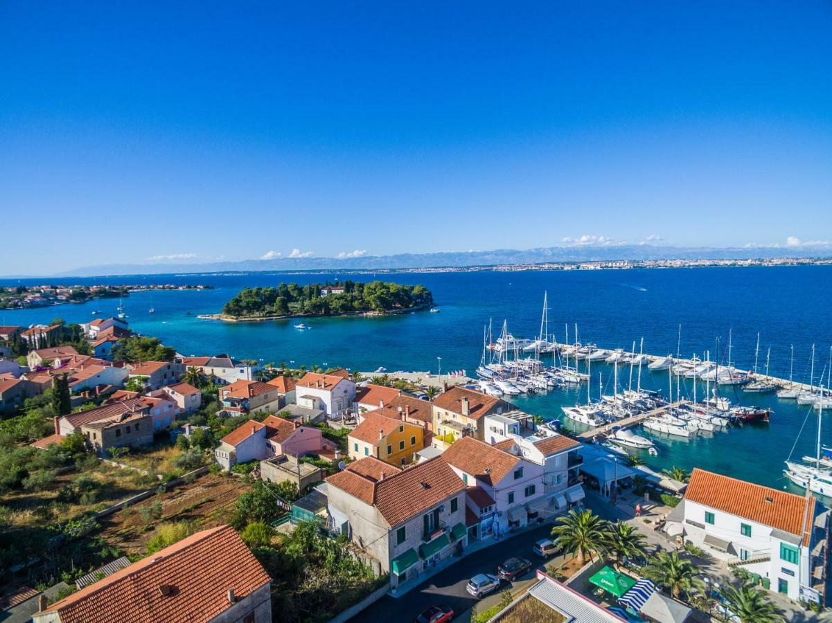 Good Life Apartman Preko Kültér fotó