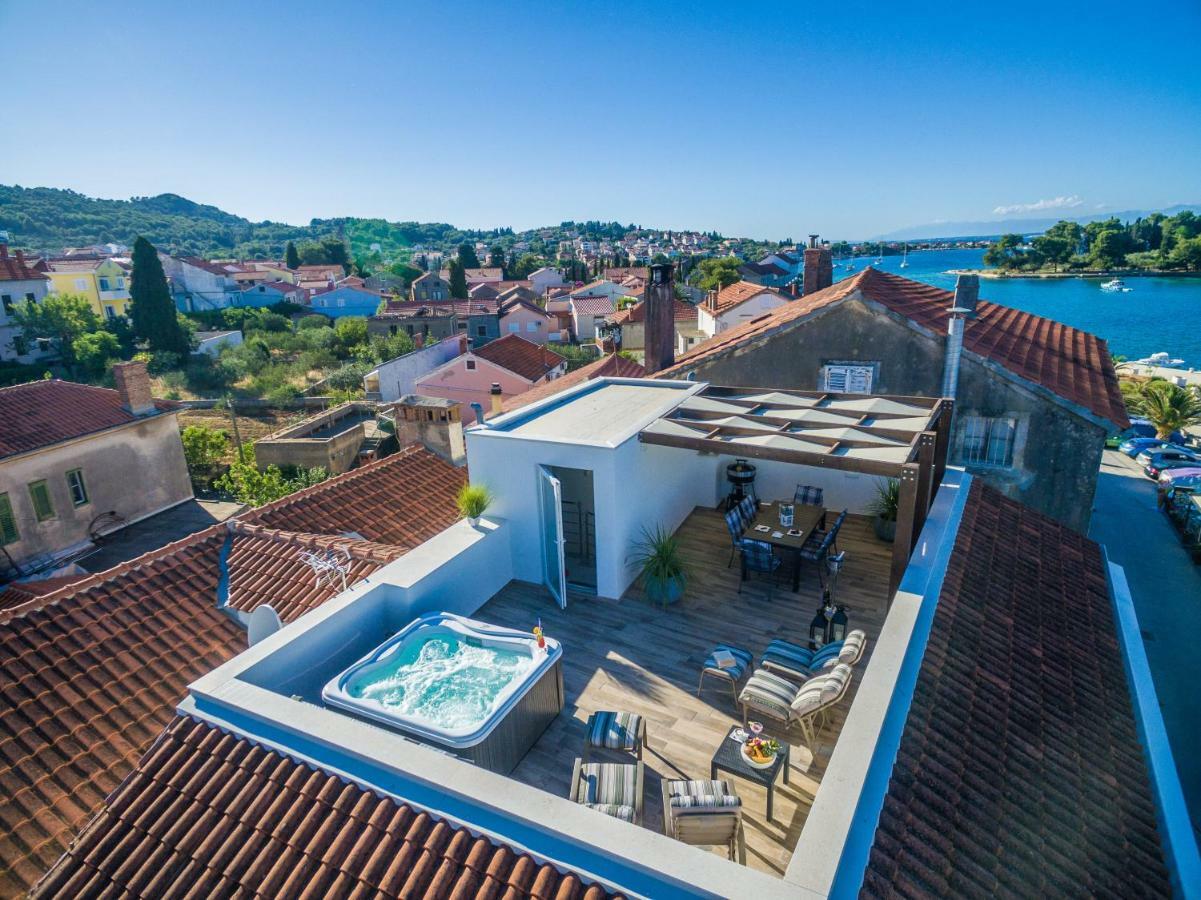 Good Life Apartman Preko Kültér fotó