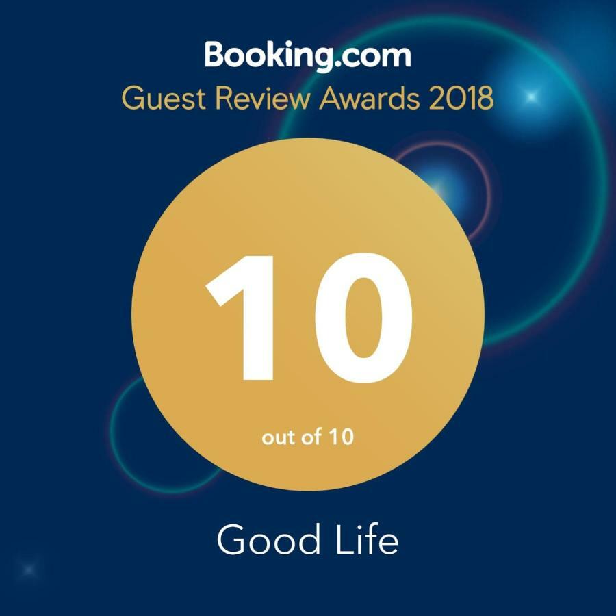 Good Life Apartman Preko Kültér fotó